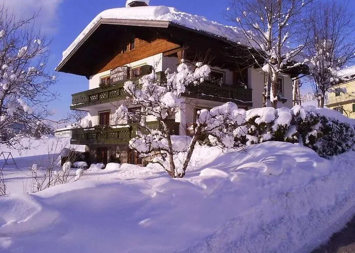 Hirterhuette Familie Gsenger アプテナウ