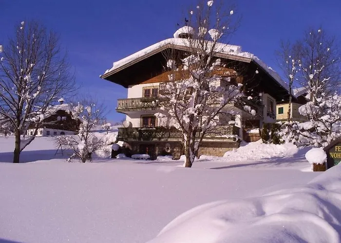 Hirterhuette Familie Gsenger *