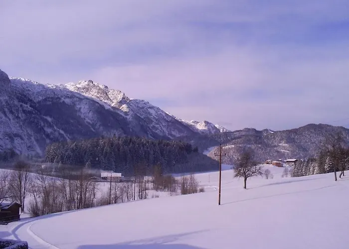 Hirterhuette Familie Gsenger *